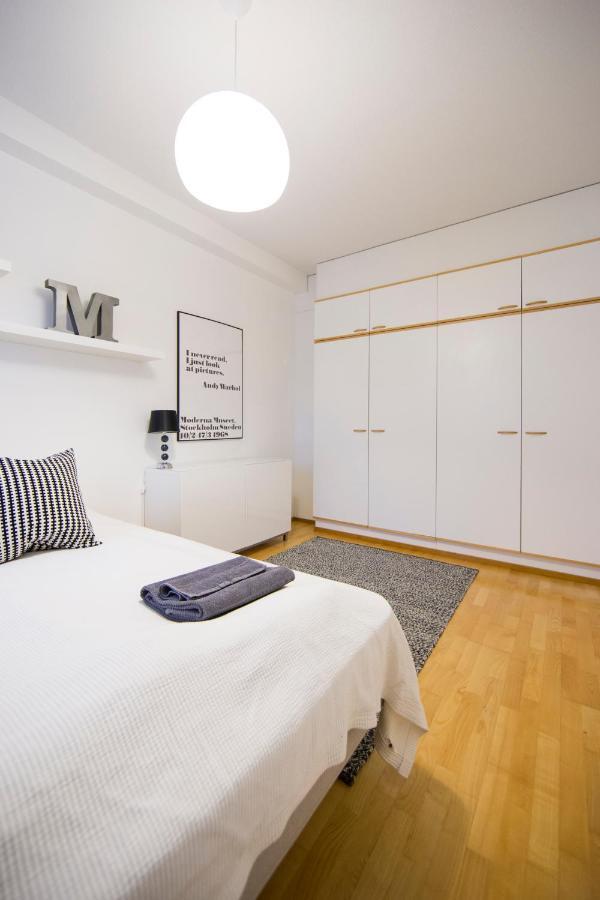 Aurora Riverside Apartment 罗瓦涅米 外观 照片